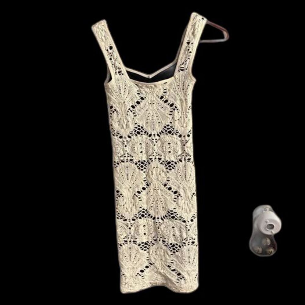 Intimately Free People Medallion Lace Slip Dress White w/black underlay XS/S - Picture 3 of 4